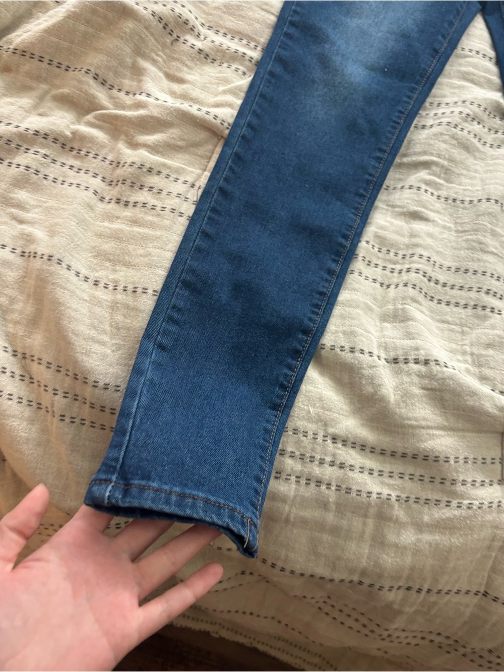 3/9$ ✨Fashion Nova Dark Wash Skinny Jeans Size 5 | Low-Mid Rise Stretch Denim - Picture 5 of 8
